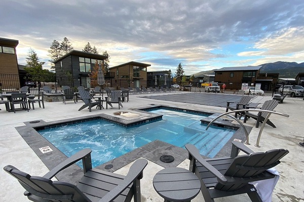 Quarry Clubhouse outdoor hot tub, shared with other Quarry residents and guests