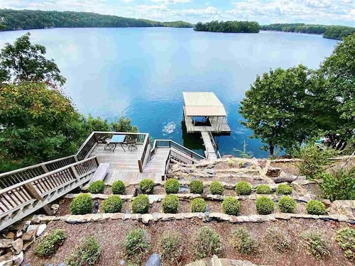 MILLION DOLLAR VIEW OF LAKE HAMILTON, HOT SPRINGS AR