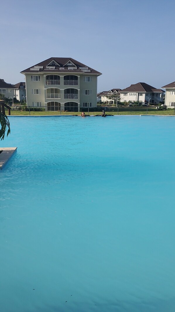 Utomhuspool