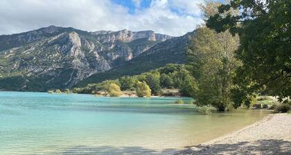 Romantic holiday home with pool near the Gorges de Verdon