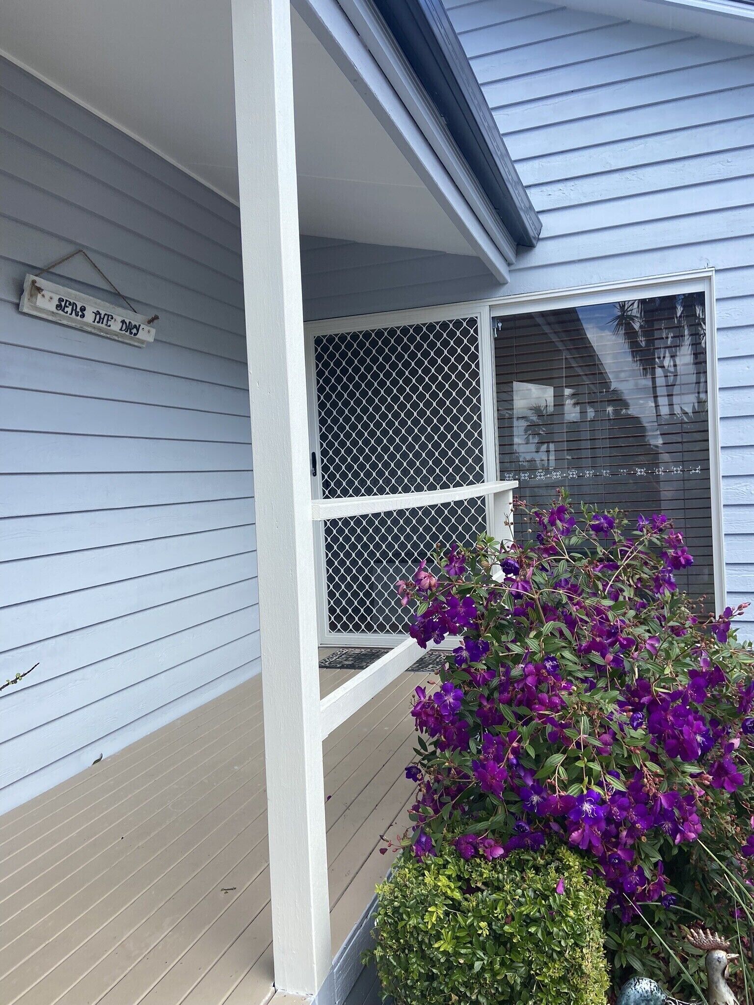 Lakeview Haven at the base of Mt Tambourine  — image 3