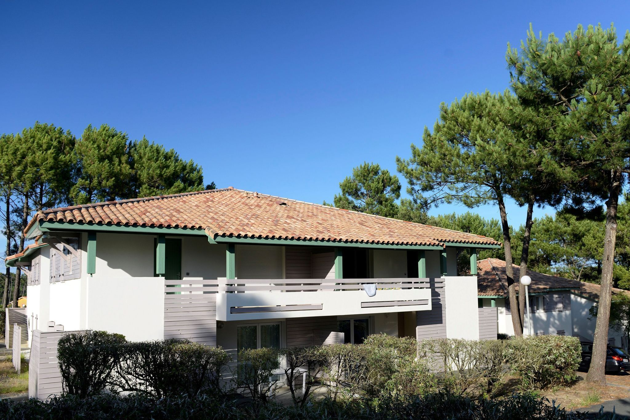 Exterior casa de vacaciones [verano]
