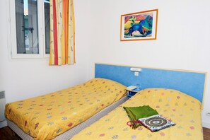 Bedroom - Apartment in France with Garden or Terrace (Moliets et maa)