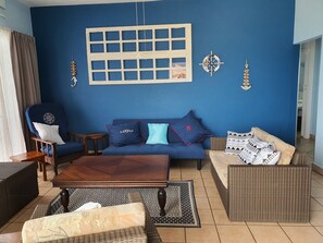 Apartment, 2 Schlafzimmer, Raucher, Balkon | Wohnbereich
