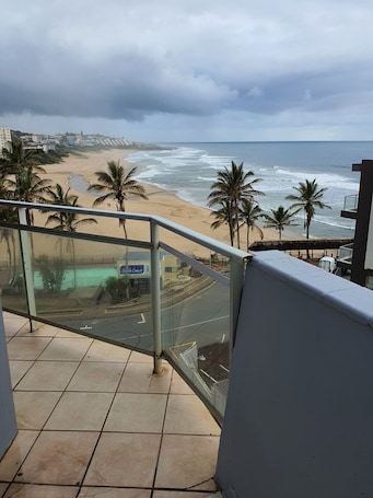 Apartment, 2 Bedrooms, Smoking, Balcony | Balcony