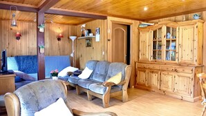 Chalet, 1 kamar tidur, akses difabel, microwave | Ruang keluarga