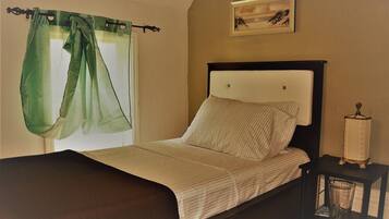 Apartment, 3 Bedrooms, Balcony, Garden View