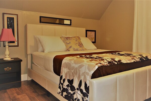 Apartment, 2 Bedrooms, Patio