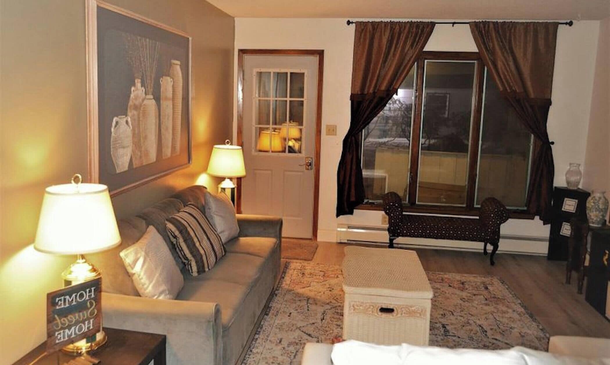 Departamento, 2 habitaciones, balcón | Área de sala de estar