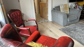 Unclassified image, 4 of 9, button - The Bewdley Staycatio 4 Beds Longshort Stays (Bewdley)