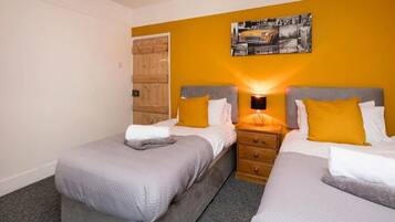 2 bedrooms