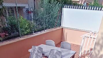 Appartamento, 2 camere da letto, fumatori, balcone | Parco della struttura