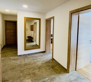 クラシック アパートメント 専用バスルーム (Dorfapartment) | ロビー