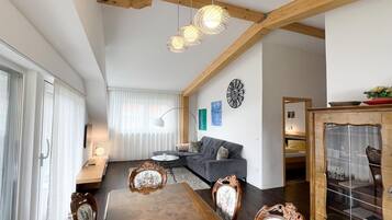 Deluxe appartement, privébadkamer, uitzicht op bergen (Top 7) | Interieur