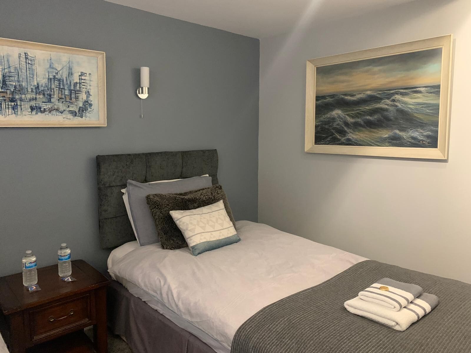 8 bedrooms, iron/ironing board, WiFi, bed sheets