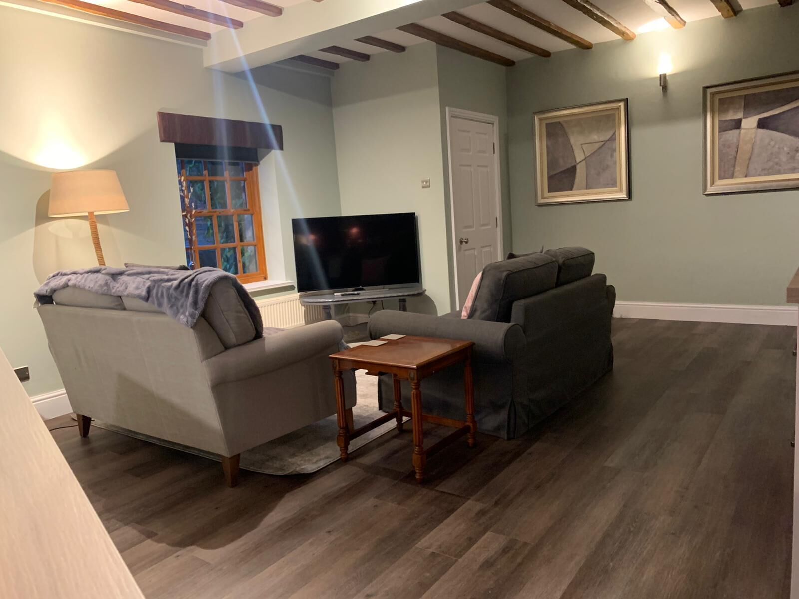 TV, DVD player, offices