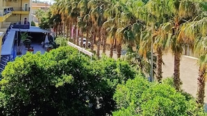 Classic Quadruple Room | Terrace/patio - Santana Hotel (Kemer)