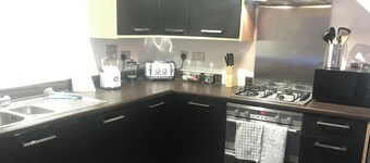 2-bed Apartment Sleeps 4 With Garden