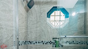 Apartment | Bathroom