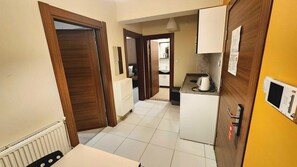 Chambre Familiale | Minibar, fer et planche à repasser, Wi-Fi gratuit