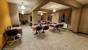 Desayuno para llevar incluido todos los días