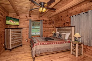 2 عدّة غرف نوم ومكواة/لوح كي وواي فاي مجانًا وملاءات أسرّة