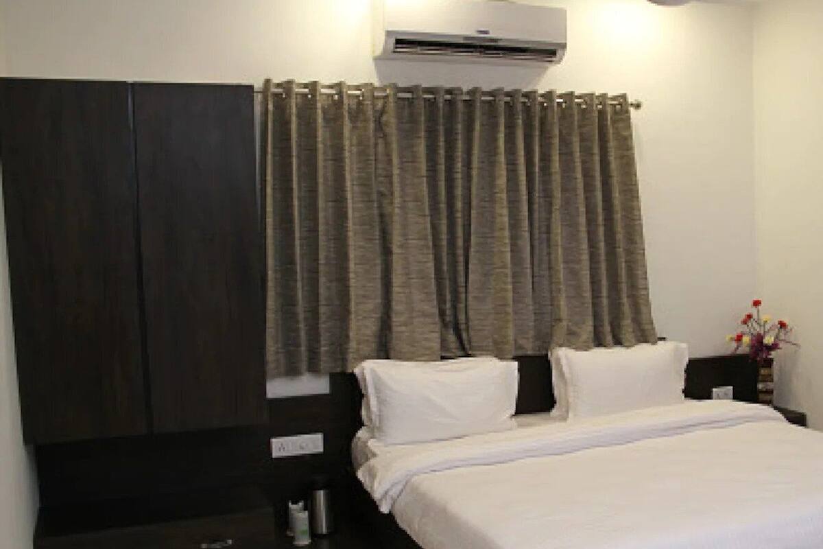 Habitación Confort | Wifi gratis y ropa de cama