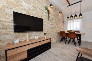 Villa, 2 Bedrooms, Private Pool, Sea View | Living room