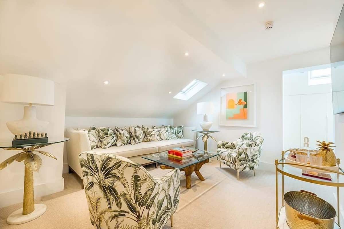 Suite (The NICI)