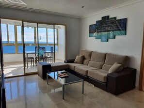 Televisie en een stereo