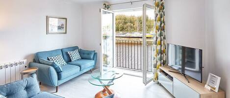 Televisión de pantalla plana, Netflix, servicios de streaming