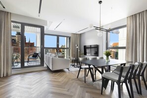 Leilighet – premium | Blendingsgardiner, strykejern/-brett, wi-fi (inkludert) og sengetøy