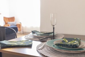 Dining - City Gate Garden Lodge (Exeter)