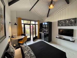 1 makuuhuone, ilmainen Wi-Fi, vuodevaatteet