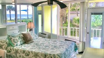WiFi, bed sheets