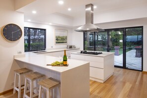 Fridge, microwave, oven, stovetop - LUXURIOUS & INVITING TWO STOREY HOME WITH COMFORTABLY CASUAL COASTAL VIBE (Marybrook)