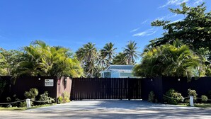 Property grounds - Tropical Private Beach Studio Apt #1 @ Jobos Beach (Jobos, Isabela, Puerto Rico)