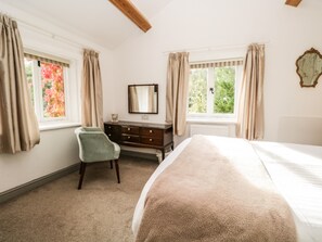 5 chambres, décoration personnalisée, ameublement personnalisé