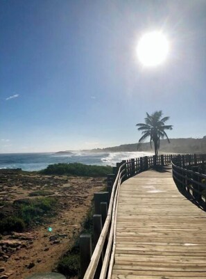 Beach nearby, sun loungers, beach towels