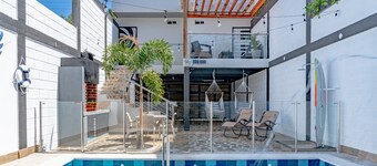 Beautiful and Luxurious Apartment Facing the Caribbean Sea