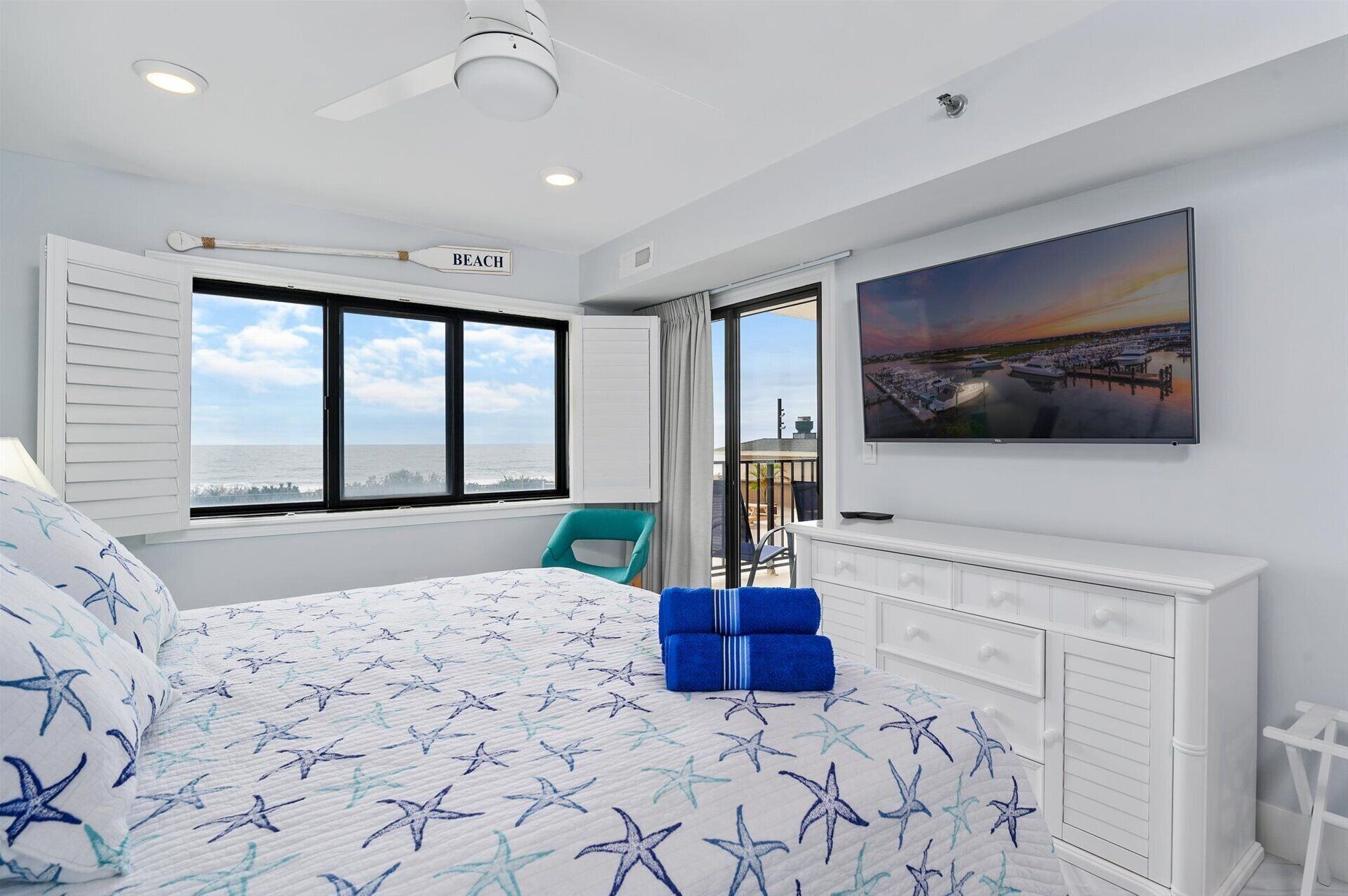 3 bedrooms, iron/ironing board, travel crib, free WiFi