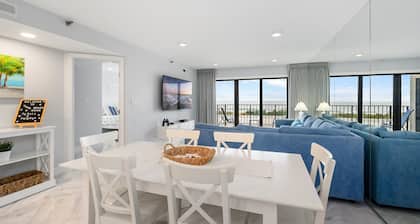 ⭐️STUNNING RENOVATED PLAZA 112 OCEAN FRONT INDOOR POOL⭐️