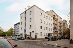 Esterni