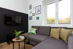 TV, studio