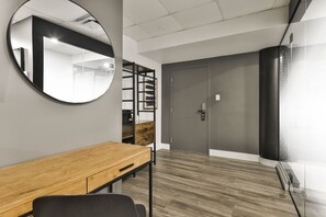 スタンダード ルーム | バスルーム | タオル、石鹸、シャンプー、トイレットペーパー