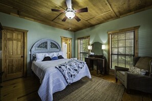 3 slaapkamers, een strijkplank/strijkijzer, gratis wifi, beddengoed