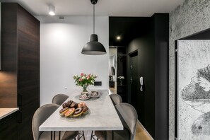 尊爵公寓 | 餐廳