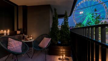 Exclusive Apartment | Terrace/patio