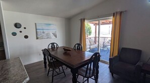 Dining - Parker, AZ - Hilltop Hideaway (Parker)