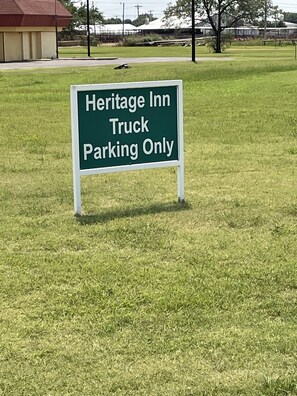 Exterior - Heritage Inn (Fairview)